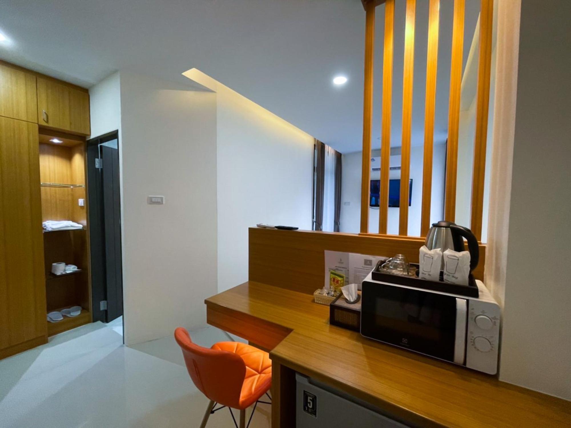 Tj Boutique Hotel يوثاي ثاني الغرفة الصورة